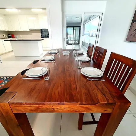 Lake View Penthouse Apt 701 Air-conditioned Locarno