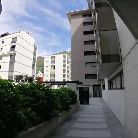 Lake View Penthouse Apt 701 Air-conditioned Apartman