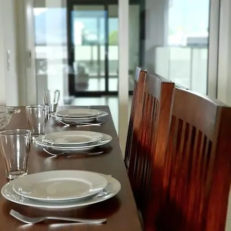 Lake View Penthouse Apt 701 Air-conditioned 公寓